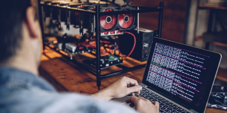 ماینینگ بیت کوین